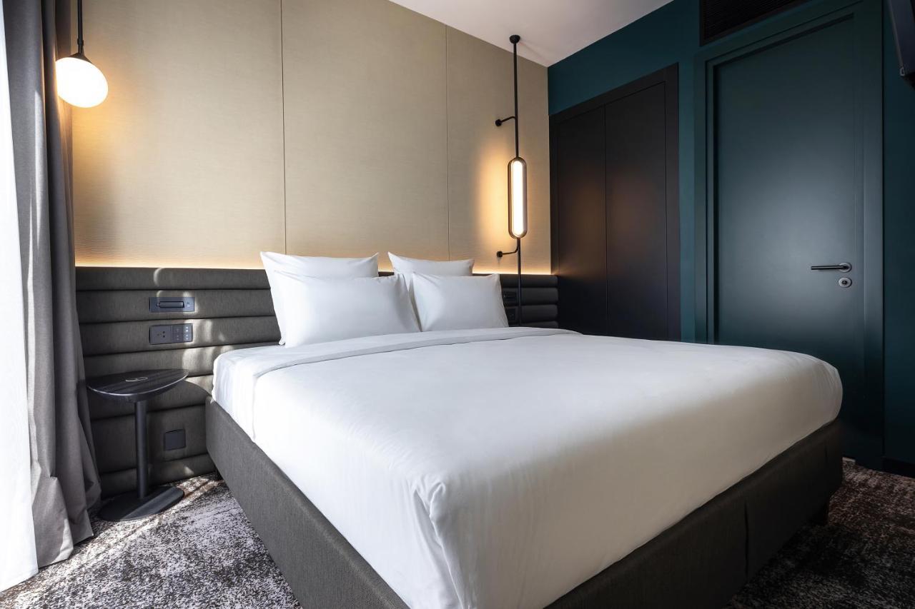 Novotel Living Almaty Jetisu エクステリア 写真