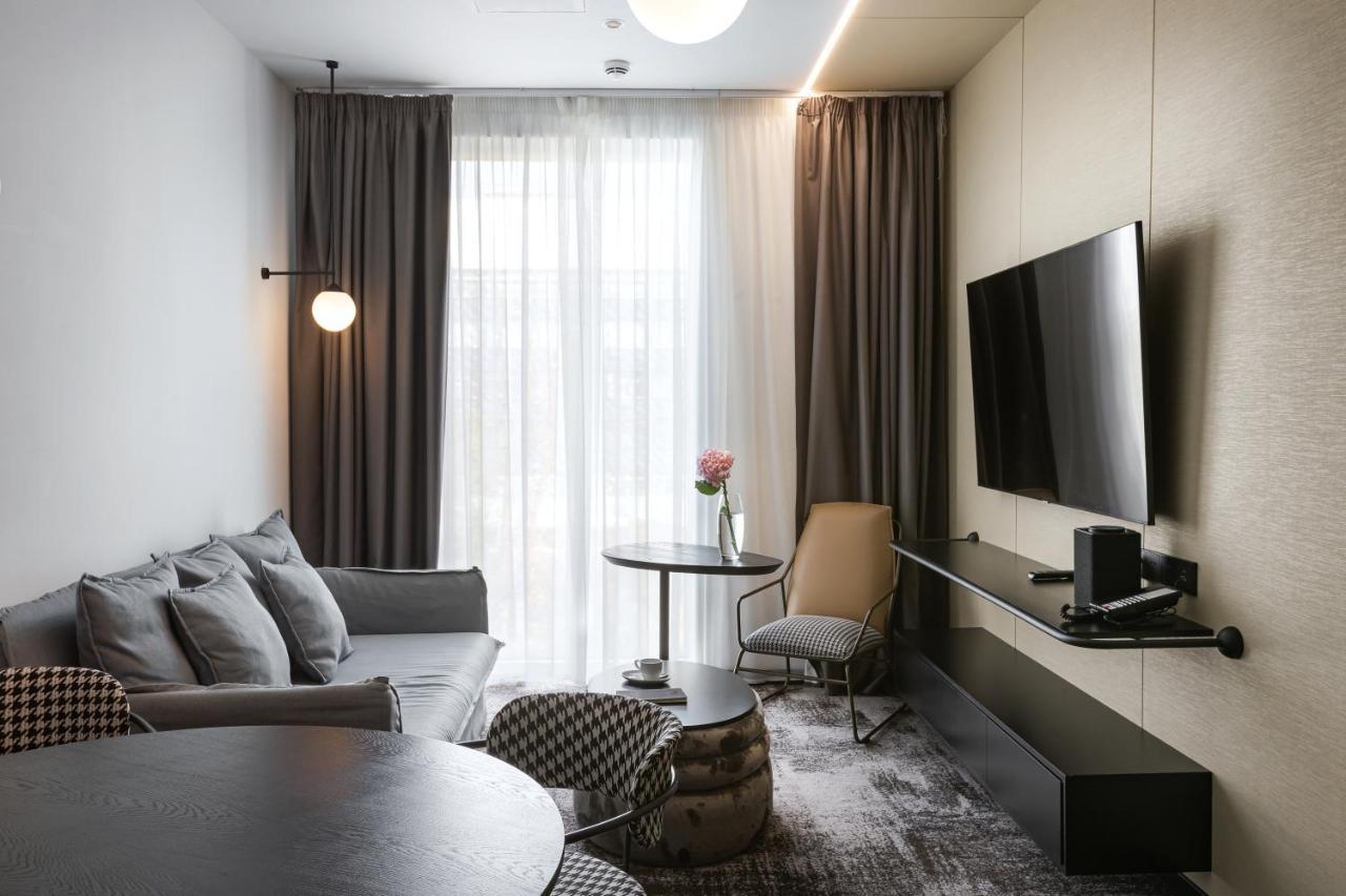 Novotel Living Almaty Jetisu エクステリア 写真